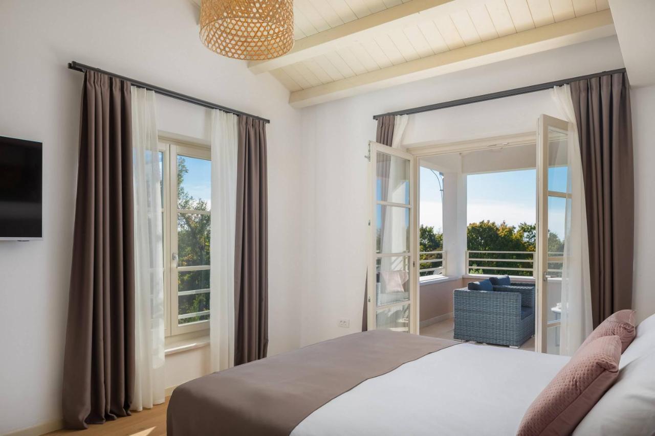 ברטוניגלה Villa Divine By Ilc מראה חיצוני תמונה